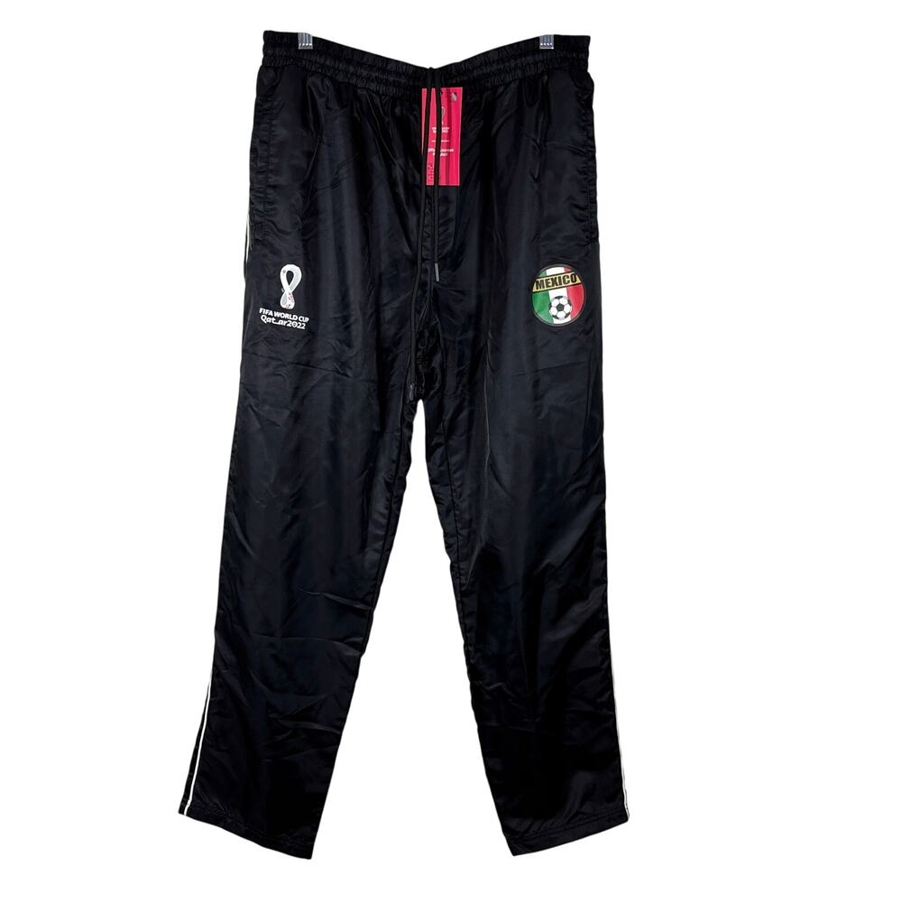 NWT FIFA World Cup Track Pants Mens L Black Qatar 2022 Mexico Soccer Football